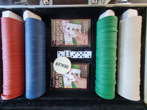 Cardinal texas hold - texas, hold'em