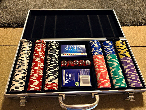 Poker casino chip - casino,